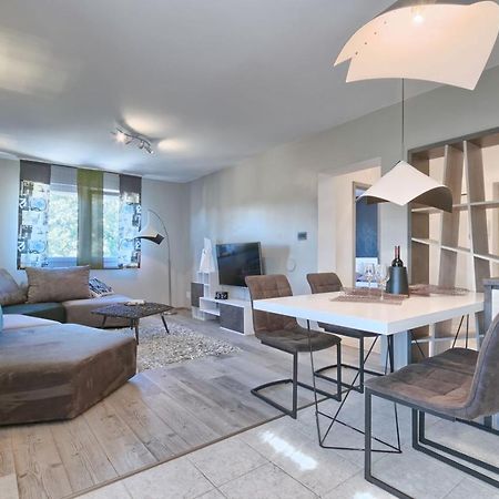 Modern Oasis Apartment بولا المظهر الخارجي الصورة