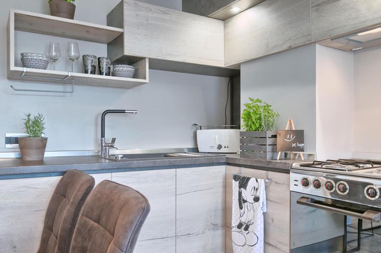 Modern Oasis Apartment بولا المظهر الخارجي الصورة